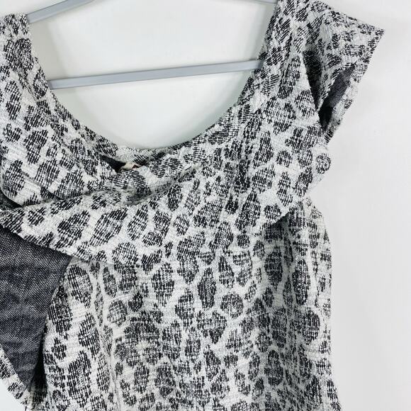 Dolan Left Coast Anthropologie Top Large White Black Savannah Textured Ruffle - Picture 4 of 8
